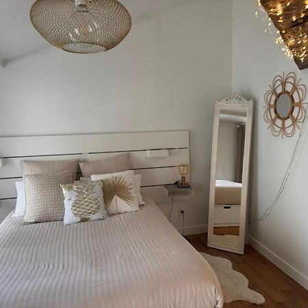 Maison + Parking Prive Au Coeur Angouleme 60M2 Buitenkant foto