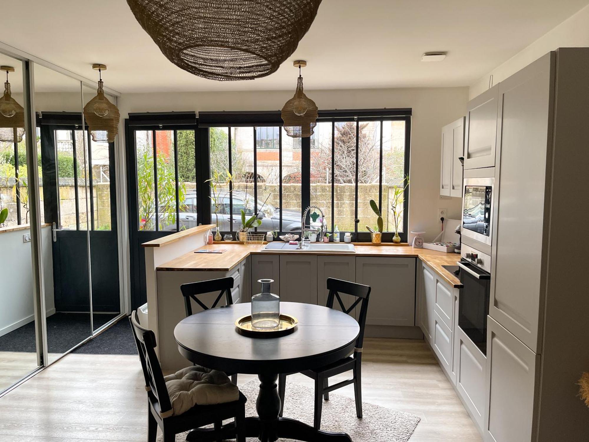 Maison + Parking Prive Au Coeur Angouleme 60M2 Buitenkant foto