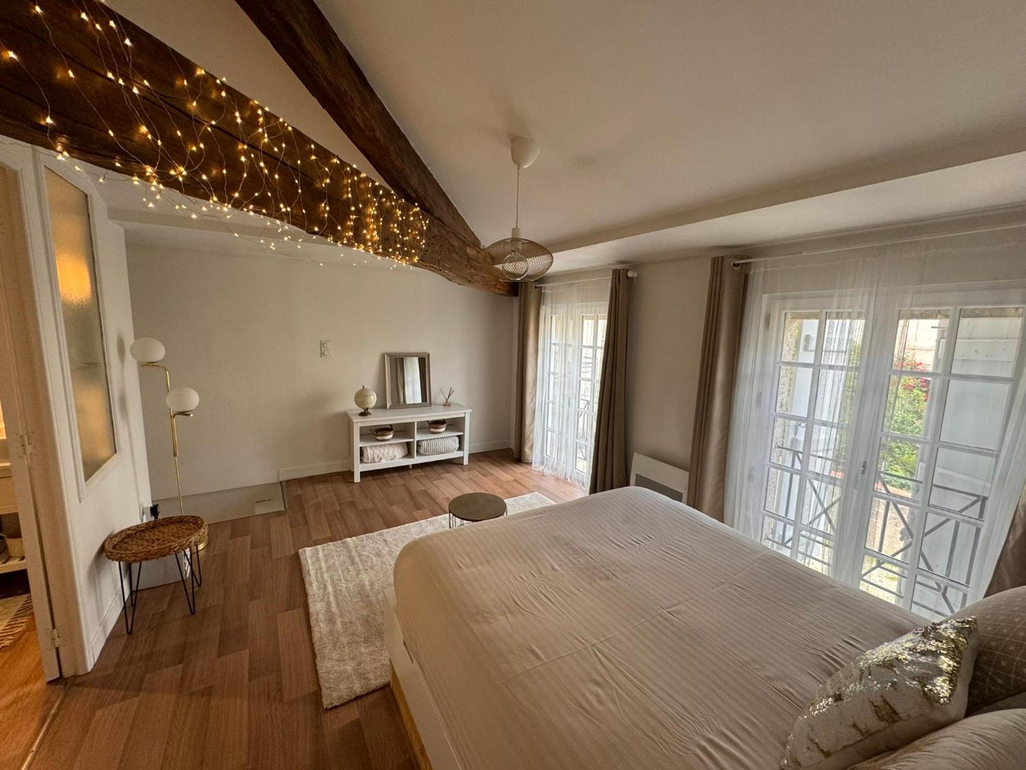 Maison + Parking Prive Au Coeur Angouleme 60M2 Buitenkant foto